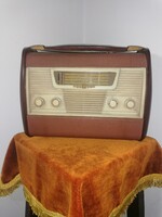 BR 701 Orion rádió, csöves, hordozható