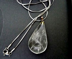 Hegyi kristály medál kígyó láncon