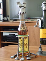 Kutyát ábrázoló eredeti Hinz & Kunst bortartó.