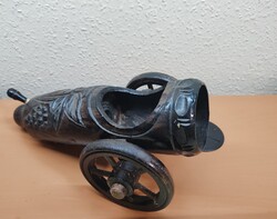 Ágyú alakú fa bortartó