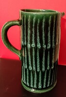 Zöld, csurgatott mázas kerámia kancsó 19/10 cm 710 gram