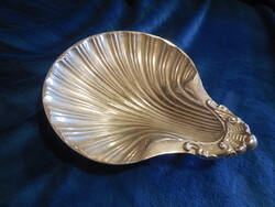 Ezüstözött , kínáló , asztalközép  , kagyló forma , 22 x 17 cm
