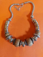 Uj Retro fából és fémből készült ezüst színű nyakék 1980 as évekből