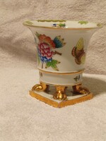 Herendi porcelán Viktória mintás oroszlánlábas váza/kaspó