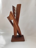Anna Beltrame – WIRE HARP-2 (2019) diófa design szobor, tanúsítvánnyal – 49 cm