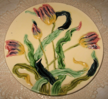 TAVASZI AKCIÓ! ANTIK KÖRMÖCBÁNYAI SZECESSZIÓS TÁNYÉR TULIPÁN VIRÁG MOTÍVUMMAL 26 cm