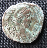 Római Bronz Constantius II Lándzsás lovas (AA15)