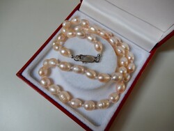 Édesvízi tenyésztett gyöngysor ezüst kapoccsal