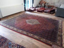 Nagyméretű iráni Bidjar (Bijar) szőnyeg - 335 x 255 - prémium iráni, két kisebb folttal - fotóztam