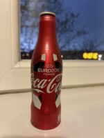 A képeken látható colás doboz eladó