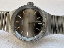 Zarya CCCP nöi kvarc óra ritkaság 26x31 mm tokméret, javítandó vagy alkatrésznek