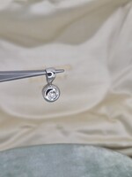 Modern fehérarany buton medál cca 0.28 ct briliánssal
