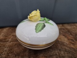 Herendi bonbonier sárga rózsával
