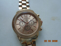 Bijou Britte arany színű ékszeróra japán szerkezettel