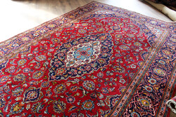 KÁSHÁN / KESHAN 320x198 cm iráni kézi perzsaszőnyeg, igazi ritkaság, használt, de szép állapotban