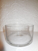 Üvegbetét  fém kosárhoz , asztal középhez , vagy egyéb fém tárgy betétje is lehet  , 128 x 71 mm