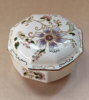 Zsolnay kézzel festett fedeles porcelán bonbonier – 1960-as évek