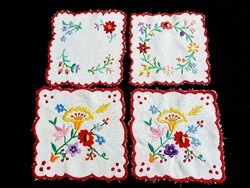 4 db Kalocsai mintával hímzett terítő 12-13 x 12-13 cm