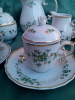 HOLLÓHÁZI ERIKA MINTÁS KÁVÉSKÉSZLET ,CSÉSZÉKENT RÓZSAFOGÓS TETŐVEL