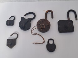 1,-Ft 5 db Antik lakat kulcsával egyben