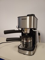 Daewoo presszó kávéfőző tejhabosító funkcióval, 800 W, DES-485