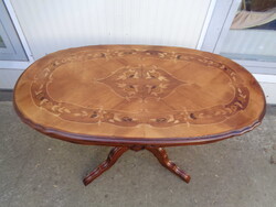 Intarziás dohányzó asztal