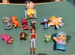 Kinder és Egyéb Játék Figurák 12 db Egyben