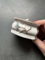 Régi bieder fehér porcelán asztali sótartó, fűszertartó kézzel festett búzavirággal