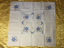 Gyönyörű kék rózsás kézimunka hímzett keresztszemes hímzett pamut vászon terítő