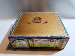 Nagyon régi kubai szivaros fa doboz 20 x 17 x 7 cm