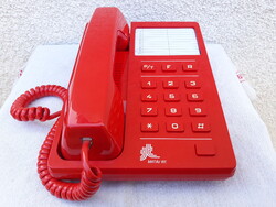 Régi MATÁV piros nyomógombos telefon