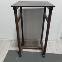 Art deco tömör fa asztal vagy virágtartó