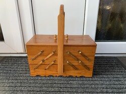 Retro fa varródoboz, szétnyitható varróláda, sokrekeszes doboz/láda. Videóval