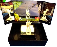 Meseszép ÓRAMŰVES tükrös táncoló forgó balettpár figurás zenedoboz ékszerdoboz HIBÁTLAN MŰKÖDIK