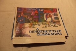A rendíthetetlen ólomkatona, retro puzzle (2472)