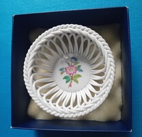 Herendi fonott kosár Viktória mintával , díszdobozban