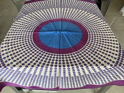 Vintage Yves Saint Laurent abrosz, 145 cm átmérő