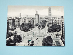 Képeslap (19) - Olaszország - Milánó - Köztársaság tér 1960-as évek