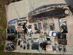 Veterán autóalkatrészek, újszerű állapotban