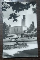 1962 Balatonboglár Parkrészlet a római katolikus templommal