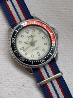 Japán Q&Q eredeti kvarc karóra Pepsi stílusú 40 mm