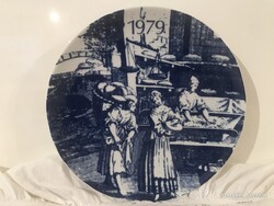 TÁNYÉR - PORCELÁN - 1979 év - BAVARIA - VIKTORIÁNUS - 19 cm - HIBÁTLAN