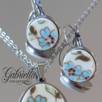 Zsolnay darabkából fülbevaló