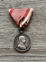 Ferenc József II. osztályú Ezüst Vitézségi Érem (N0012)