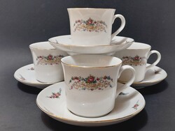 Thun Czechoslovakia porcelán csészék 4 db aljjal együtt, rózsás, rózsagirlandos díszítéssel