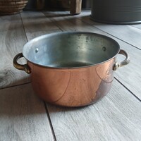 Szép régi vörösréz főzőedény (17x21x8,3 cm)