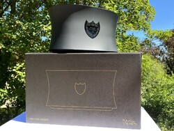 CHAMPAGNE CLUB - Dom Pérignon 8 palackos ón pezsgőhűtő jégmedence – Martin Szekely design