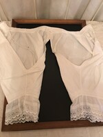 " BUGYI " - NŐI  MUZEÁLIS - HÍMZETTKÉZIMUNKA - VÁSZON - hossz - 85 cm - derék - 74 cm - bosónyi lyuk