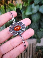 Gyönyörű borostyán köves ezüst karkötő