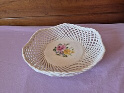 Bodrogkeresztúri kerámia asztalközép kínáló virágos áttört fonott mintás kosár tál tányér népi